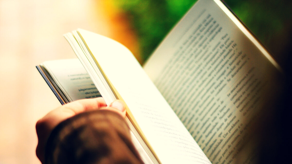 Finding time to read is easier if you have a reading list or a book bucket list